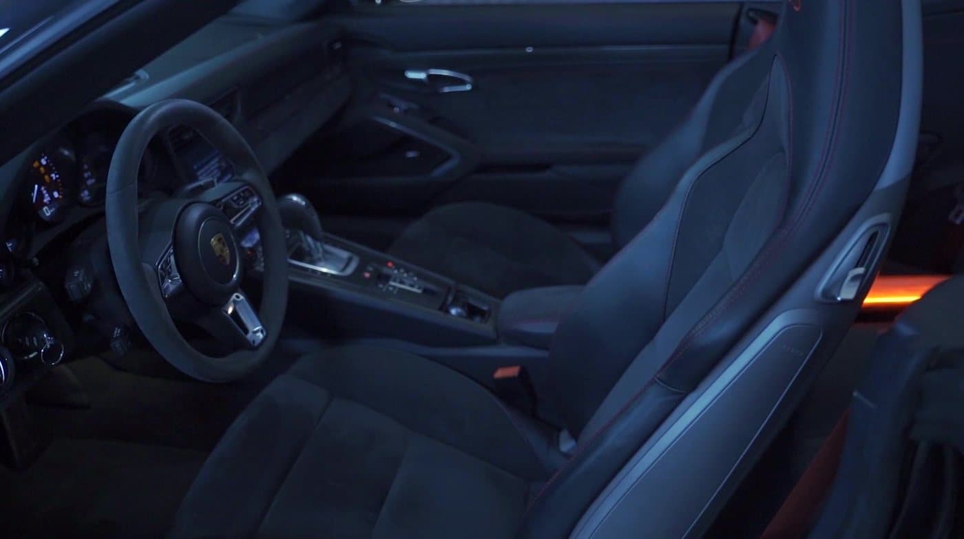 Gepflegter Porsche-Innenraum - Custom Autospa Berlin